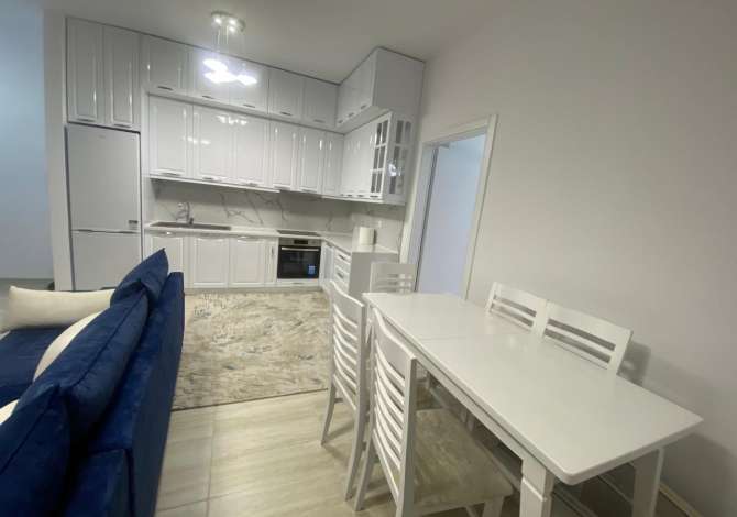 Shtepi me qera Apartament ne Tirane, 2+1, Mobilimi E mobiluar, Pagesa 600  Euro.