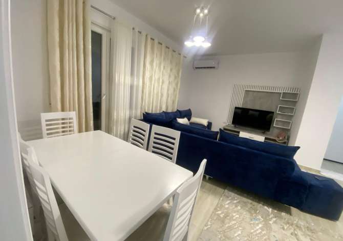Shtepi me qera Apartament ne Tirane, 2+1, Mobilimi E mobiluar, Pagesa 600  Euro.