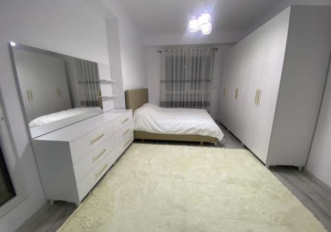 Shtepi me qera Apartament ne Tirane, 2+1, Mobilimi E mobiluar, Pagesa 600  Euro.