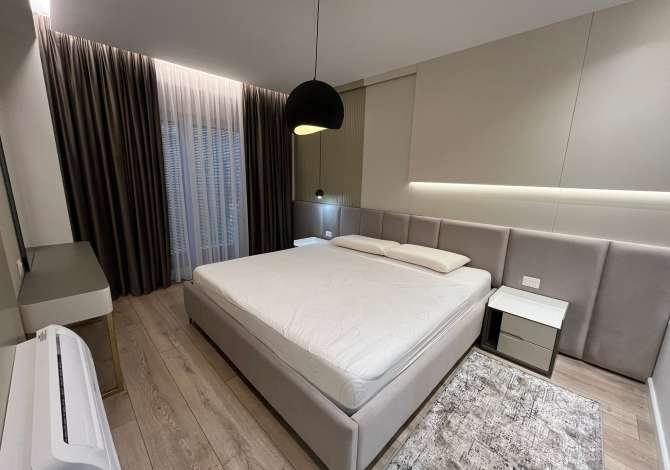 Shtepi me qera Apartament ne Tirane, 3+1, Mobilimi E mobiluar, Pagesa 1,800  Euro.