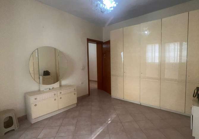 Shtepi me qera 3+1 ne Tirane - 40,000 Leke