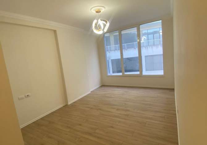 Shtepi ne shitje 3+1 ne Tirane - 235,000 Euro
