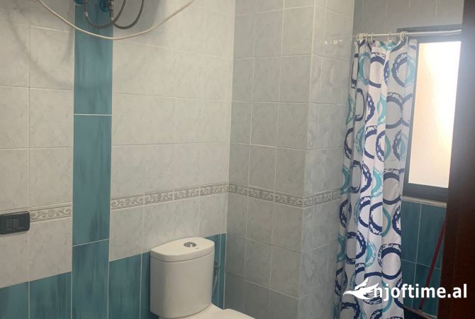 Shtepi me qera 2+1 ne Tirane - 550 Euro
