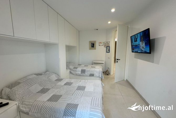 Shtepi ne shitje 2+1 ne Tirane - 300,000 Euro