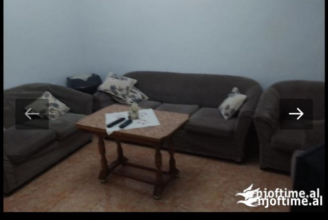 Shtepi me qera Apartament ne Tirane, 3+1, Mobilimi E mobiluar, Pagesa 470  Euro.