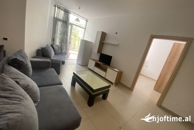 Shtepi me qera 1+1 ne Tirane - 400 Euro