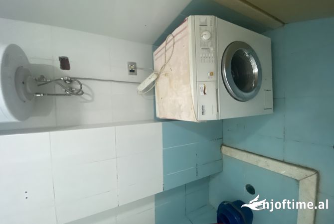 Shtepi me qera 1+1 ne Tirane - 400 Euro