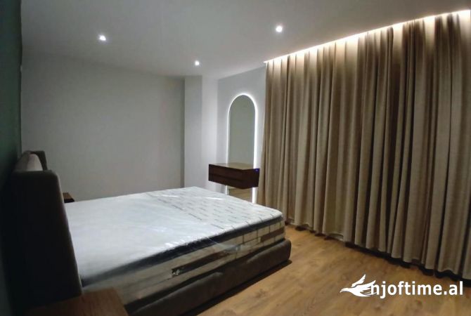 Shtepi me qera Apartament ne Tirane, 2+1, Mobilimi E mobiluar, Pagesa 750  Euro.