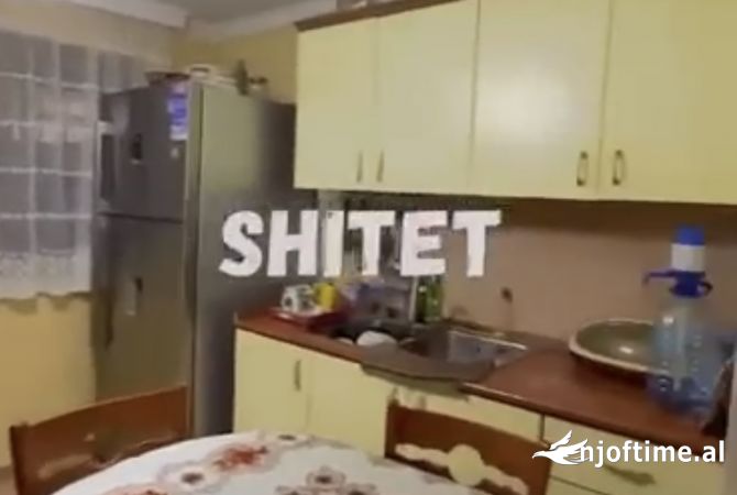 Shtepi me qera Apartament ne Tirane, 3+1, Mobilimi E mobiluar, Pagesa 450  Euro.