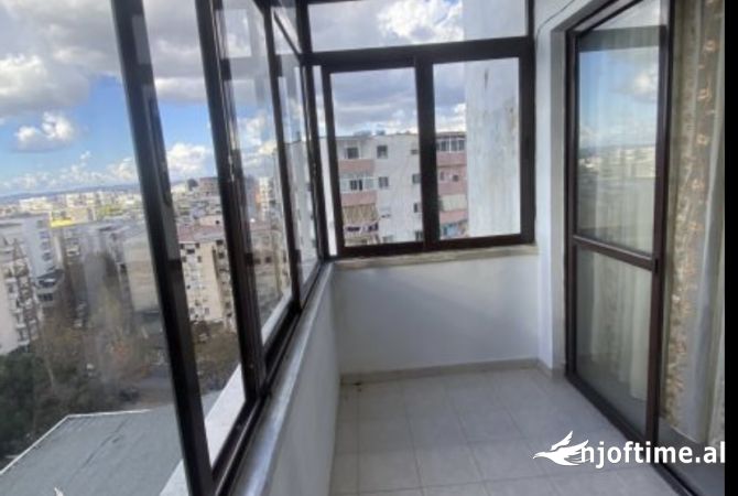 Shtepi ne shitje Apartament ne Tirane, 2+1, Mobilimi E mobiluar, Pagesa 110,000  Euro.