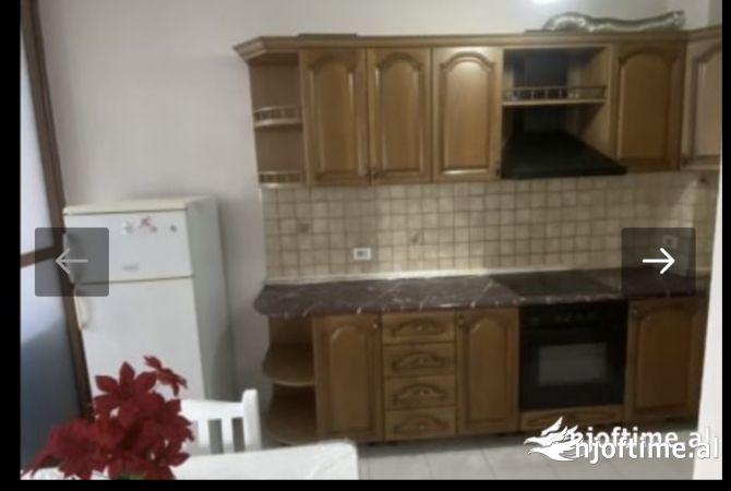 Shtepi ne shitje Apartament ne Tirane, 2+1, Mobilimi E mobiluar, Pagesa 110,000  Euro.