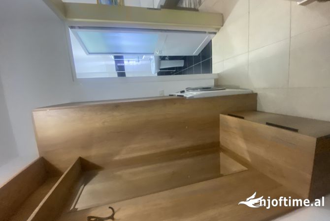 Shtepi me qera Apartament ne Tirane, 1+1, Mobilimi E mobiluar, Pagesa 480  Euro.