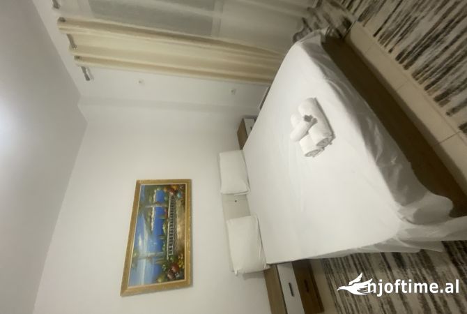 Shtepi me qera Apartament ne Tirane, 1+1, Mobilimi E mobiluar, Pagesa 480  Euro.