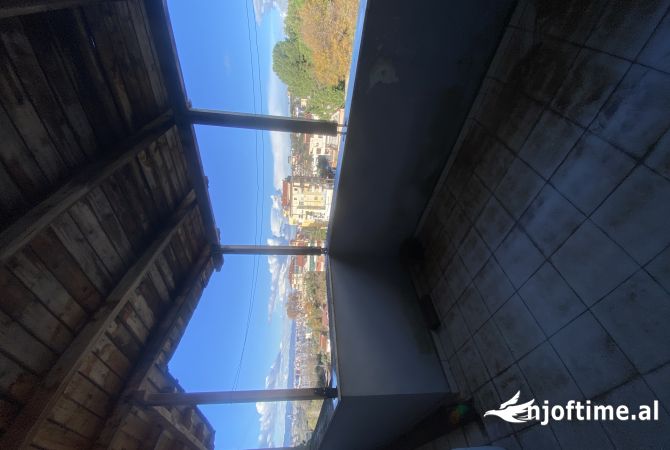 Shtepi ne shitje 1+1 ne Tirane - 70,000 Euro