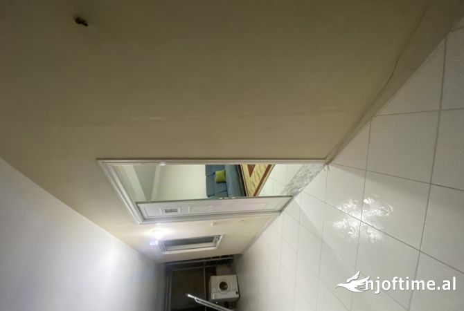 Shtepi me qera Shtepi Private ne Tirane, 2+1, Mobilimi E mobiluar, Pagesa 500  Euro.