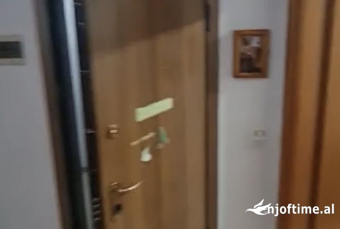 Shtepi me qera Apartament ne Tirane, 1+1, Mobilimi E mobiluar, Pagesa 600  Euro.