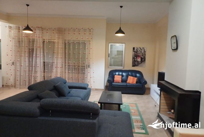 Shtepi me qera 3+1 ne Tirane - 650 Euro