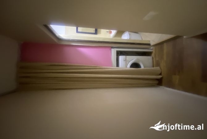 Shtepi me qera 2+1 ne Tirane - 650 Euro