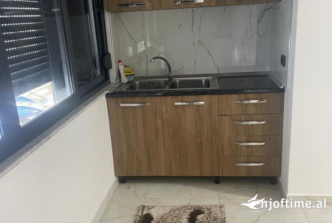 Shtepi me qera 1+1 ne Tirane - 500 Euro