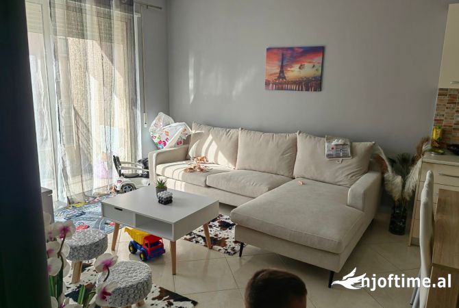 Shtepi me qera 1+1 ne Tirane - 450 Euro