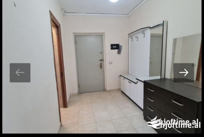 Shtepi ne shitje Apartament ne Tirane, 1+1, Mobilimi Pjeserisht e mobiluar, Pagesa 103,000  Euro.