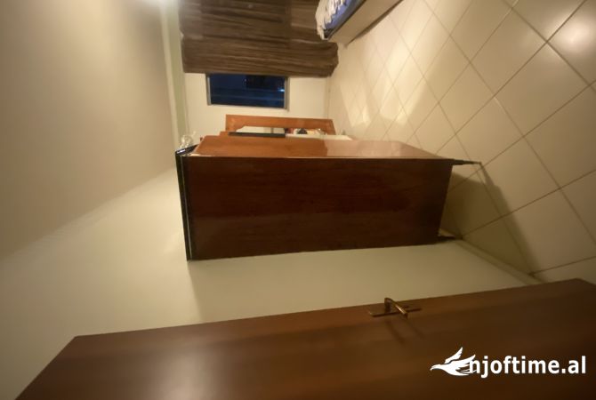 Shtepi me qera 2+1 ne Tirane - 400 Euro