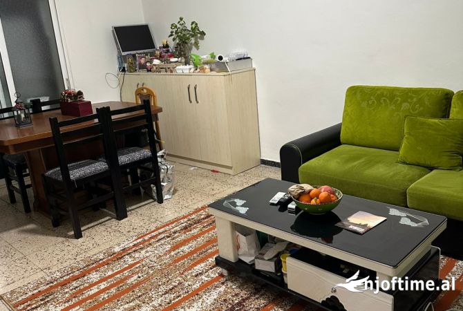 Shtepi me qera 2+1 ne Tirane - 450 Euro