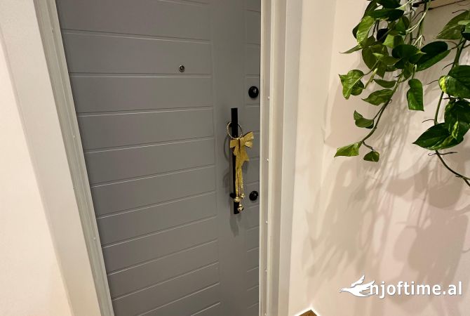 Shtepi me qera Apartament ne Tirane, 2+1, Mobilimi E mobiluar, Pagesa 600  Euro.