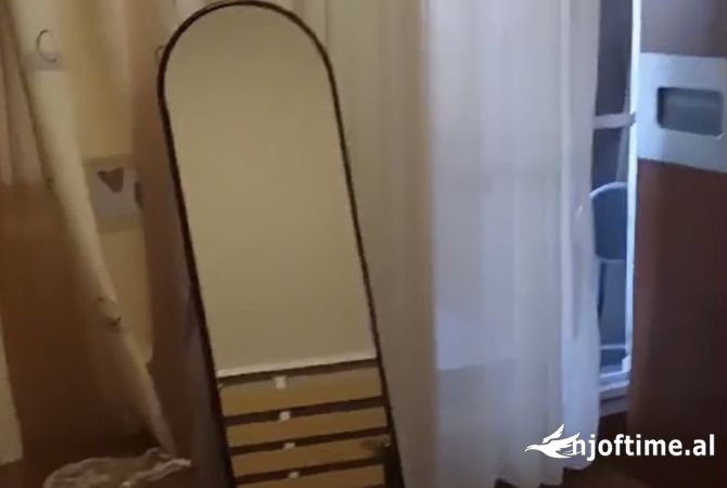 Shtepi me qera Apartament ne Tirane, 2+1, Mobilimi E mobiluar, Pagesa 700  Euro.