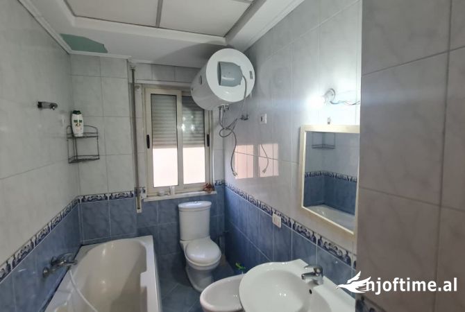 Shtepi me qera Apartament ne Tirane, 1+1, Mobilimi E mobiluar, Pagesa 450  Euro.