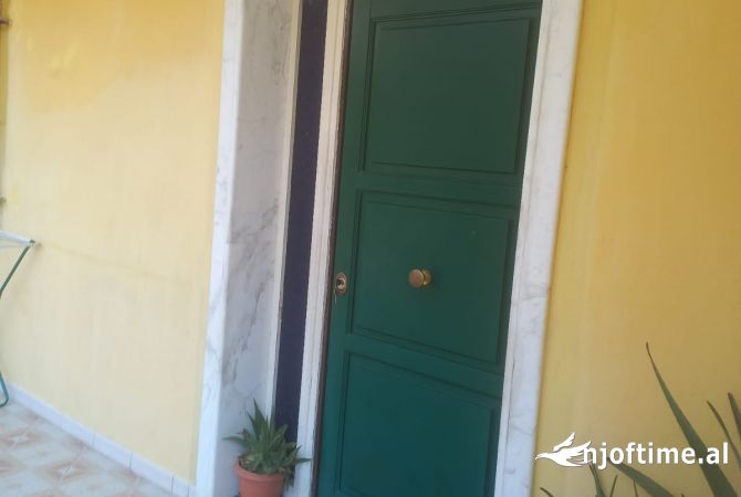 Shtepi me qera 2+1 ne Tirane - 350 Euro