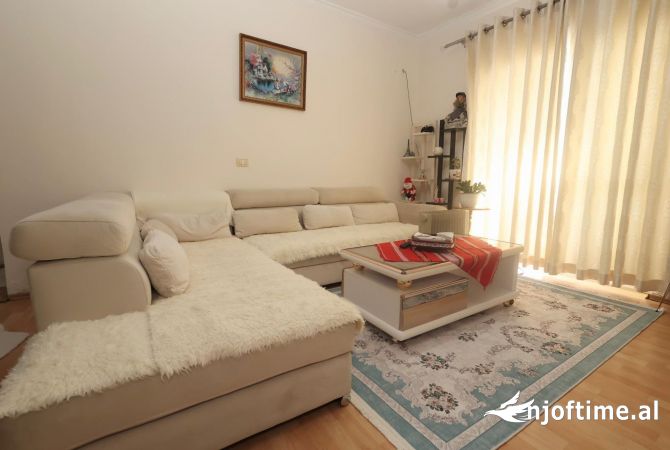 Shtepi ne shitje 2+1 ne Tirane - 140,000 Euro