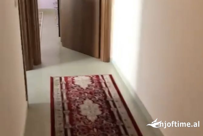 Shtepi me qera 2+1 ne Tirane - 550 Euro