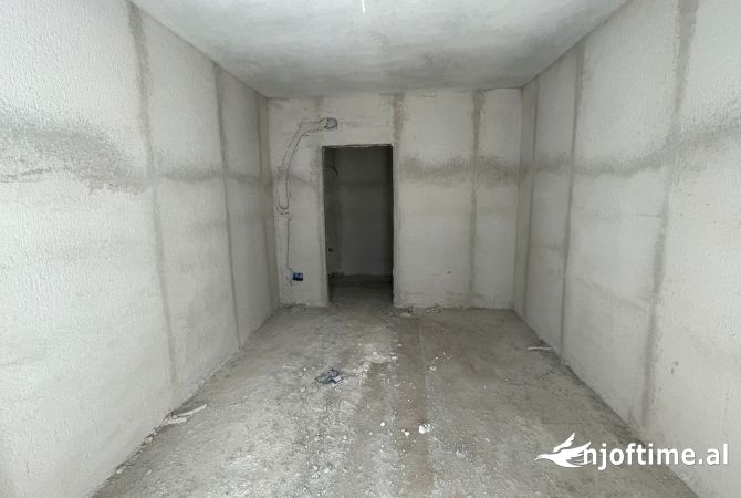Shtepi ne shitje 2+1 ne Tirane - 92,000 Euro
