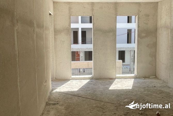 Shtepi ne shitje 2+1 ne Tirane - 92,000 Euro