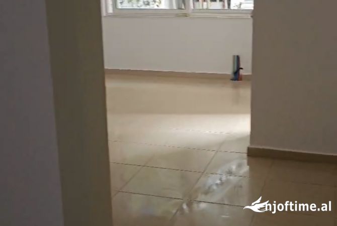 Shtepi ne shitje 1+1 ne Tirane - 96,000 Euro