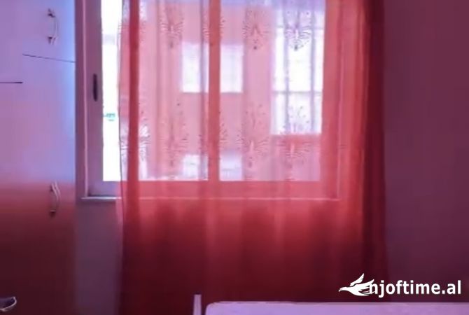 Shtepi me qera 1+1 ne Tirane - 30,000 Leke