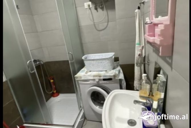 Shtepi ne shitje 2+1 ne Tirane - 130,000 Euro