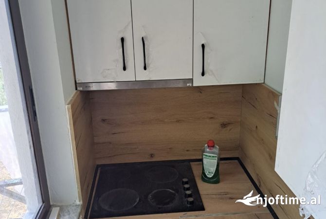 Shtepi me qera 2+1 ne Tirane - 450 Euro