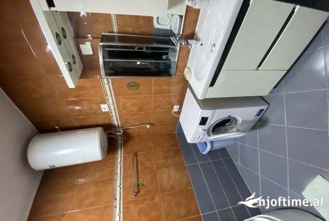 Shtepi me qera Apartament ne Tirane, 1+1, Mobilimi E mobiluar, Pagesa 750  Euro.