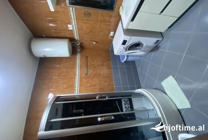 Shtepi me qera Apartament ne Tirane, 1+1, Mobilimi E mobiluar, Pagesa 750  Euro.