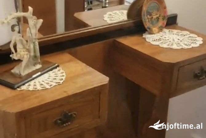 Shtepi me qera Apartament ne Tirane, 2+1, Mobilimi E mobiluar, Pagesa 500  Euro.