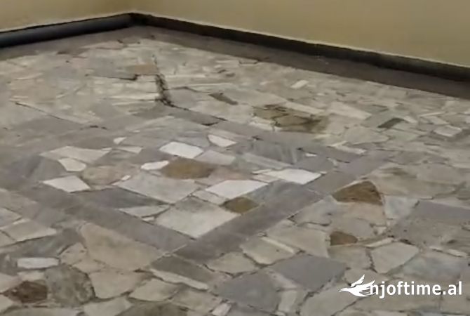 Shtepi me qera Apartament ne Tirane, 2+1, Mobilimi E mobiluar, Pagesa 500  Euro.