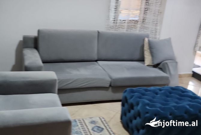 Shtepi me qera Apartament ne Tirane, 1+1, Mobilimi E mobiluar, Pagesa 550  Euro.