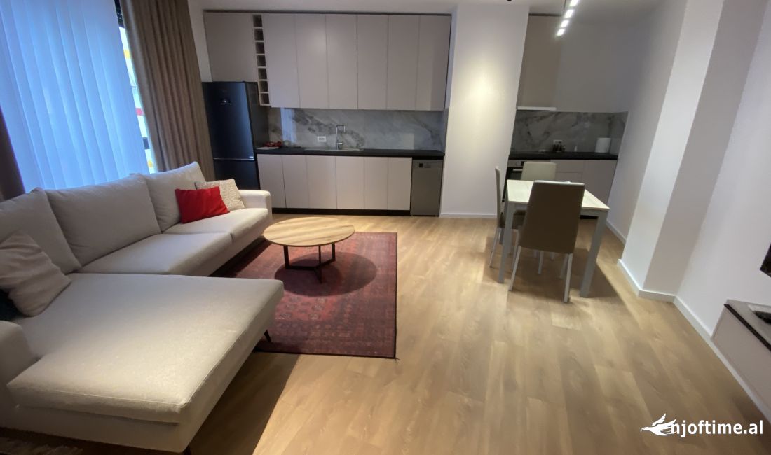 Shtepi me qera Apartament ne Tirane, 1+1, Mobilimi E mobiluar, Pagesa 600  Euro.