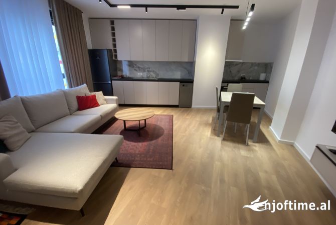 Shtepi me qera 1+1 ne Tirane - 600 Euro