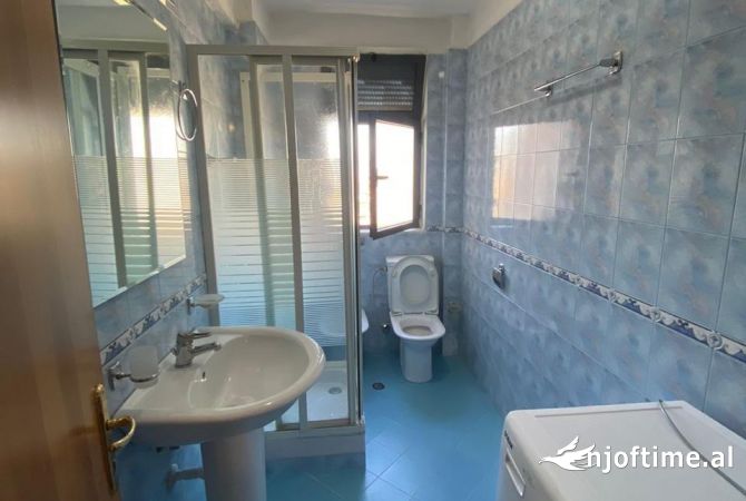Shtepi me qera 1+1 ne Tirane - 5,000 Euro