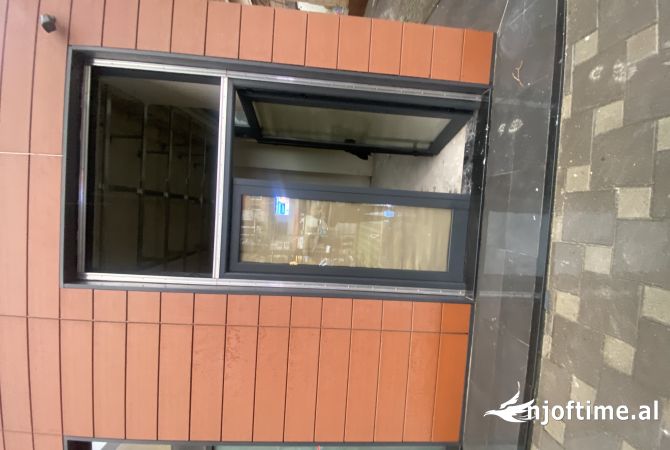 Ambient biznesi me qera 1+1 ne Tirane - 2,000 Euro