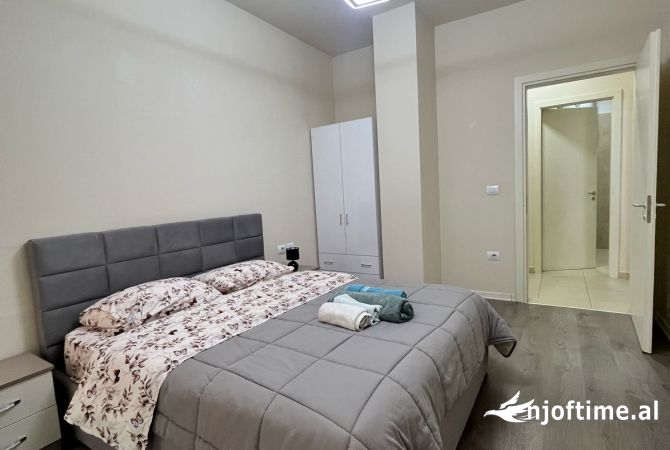 Shtepi me qera Apartament ne Tirane, 1+1, Mobilimi E mobiluar, Pagesa 700  Euro.