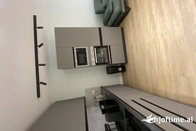 Shtepi me qera 1+1 ne Tirane - 750 Euro